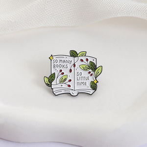 Così tanti <span class=keywords><strong>libri</strong></span> così poco tempo spilla in smalto spilla <span class=keywords><strong>libri</strong></span> divertenti citazioni spille vestiti risvolto gioielli regalo per gli amanti dei <span class=keywords><strong>libri</strong></span> - Product Image 3