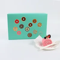 Cajas de Donuts Coloridas para Fiestas Infantiles con Donuts Mochi y Galletas