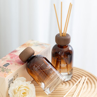 50ML 100ML 200ML vide mat ambre roseau diffuseur bouteille en verre aromathérapie bouteille en verre avec couvercle en bois