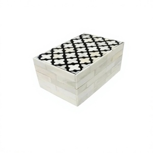 Boîte rectangulaire en nacre sculptée, écologique, thème amour, pour décoration intérieure - Product Image 1
