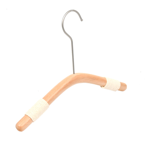 Porte-bébé en bois avec logo personnalisé, prix d'usine, pour magasin de vêtements, en <span class=keywords><strong>rotin</strong></span>, pour vêtements de bébé, en bois - Product Image 4