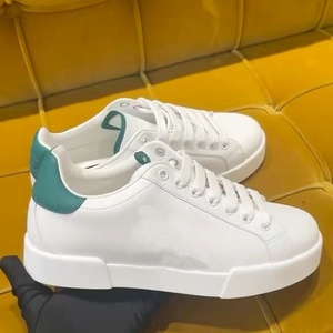 Chaussures de sport en maille respirante de luxe pour homme et femme, noires et blanches, décontractées, à lacets, à talons hauts, style scolaire, marque pour couple - Product Image 5