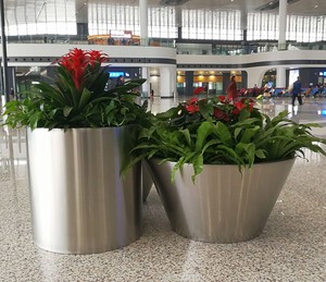 Macetas de metal súper <span class=keywords><strong>grandes</strong></span> para macetas de flores de acero inoxidable dorado para árboles - Product Image 5