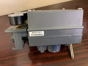 Válvula de bola neumática de acción simple 3582, la más vendida, pieza OEM de origen estadounidense, 1 año de garantía, stock disponible, 3582 nueva original Fisher- 3582G 35 - Product Image 2