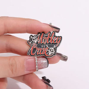Broche en émail avec logo Heavy Metal Band des années <span class=keywords><strong>80</strong></span> Broche de revers de musique élégante pour accessoires de tenue Artisanat en métal - Product Image 2
