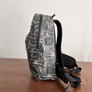 Sac à dos <span class=keywords><strong>de</strong></span> pêche à la <span class=keywords><strong>mouche</strong></span> Thunderhead Packs en TPU PVC imperméable OEM ODM pour ranger les équipements <span class=keywords><strong>de</strong></span> pêche et les cannes à pêche - Product Image 2