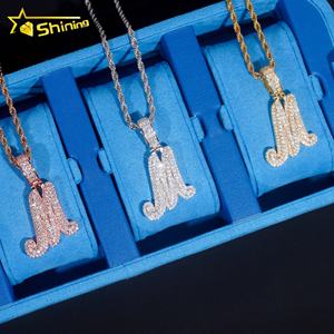 سعر الترويج تمرير الماس اختبار الفضة الإسترليني مطلي بالذهب مخصص مثلج خارج الهيب هوب المويسانيتي حرف م قلادة - Product Image 3