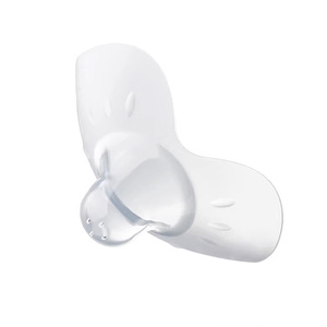 Copricapezzoli in Silicone Cmbear, Protezione per Capezzoli per Allattamento 0-12 Mesi, Ausilio per l'Allattamento, 1 Pezzo - Product Image 2
