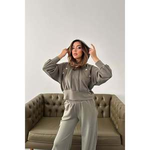 Conjunto de Sudadera con Capucha Gris y Pantalones Cargo para Mujer, Manga Larga, Tela de Felpa, Informal, Transpirable, Estilo Jogger - Product Image 4