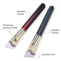 Pinceau Fond de Teint Triangulaire Premium avec Manche en Bois et Poils Synthétiques pour Application et Estompage de Liquides, Crèmes, Poudres et Correcteurs - Pinceau Visage