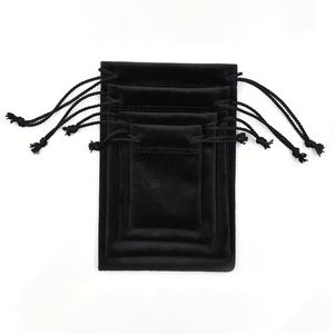 Nouvelle pochette en velours personnalisable, écologique et luxueuse, avec cordon de serrage - Product Image 1
