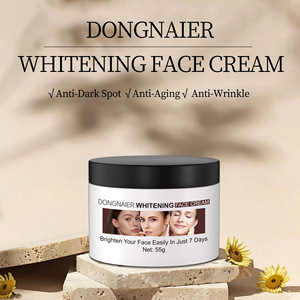 <span class=keywords><strong>Crème</strong></span> de jour blanchissante OEM professionnelle Anti-âge Anti-rides soin du visage hydratant avec niacinamide pour une peau lisse - Product Image 4