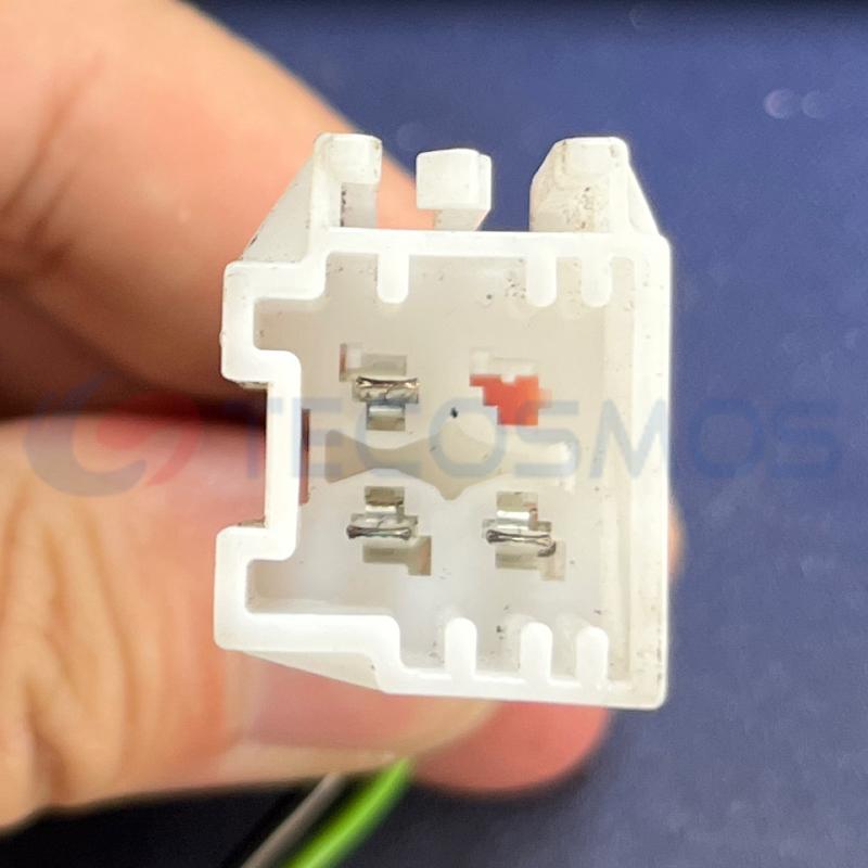 Car Connector For Mercedes-benz plug 2205458228 4 pins CT4-0147G-3