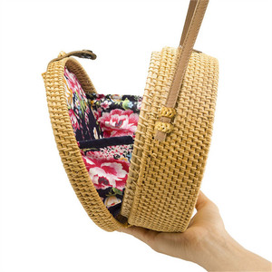 Bolsos Para Senoritas Manejar Bolso De Paja Bolsa <span class=keywords><strong>Alta</strong></span> Calidad Cubo Huecos Bolsas Tejidas Huecas Playa orime Aislada Yute - Product Image 2