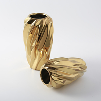 Conception de placage d'or logo personnalisé pièces de décoration d'hôtel de luxe vases de produits de maison en céramique