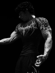 Camiseta Deportiva de Compresión para Hombre, Estilo Gótico, de Secado Rápido, Ajustada, de Manga Corta, para Gimnasio, Correr y Fitness - Product Image 2