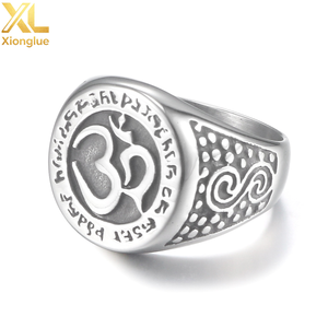 Anillo Vintage de Oro de 10K con Circonita y Baño de Oro de 18K, Diseño Creativo de Gota de Aceite Triangular, Estilo Hiphop para Fiestas o Regalos - Product Image 3
