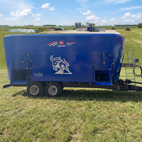Chariot mélangeur d'aliments TMR (Total Mixed Ration) en acier NM400 pour l'élevage de bovins, ovins et autres animaux d'élevage, pour le traitement des aliments et la ferme