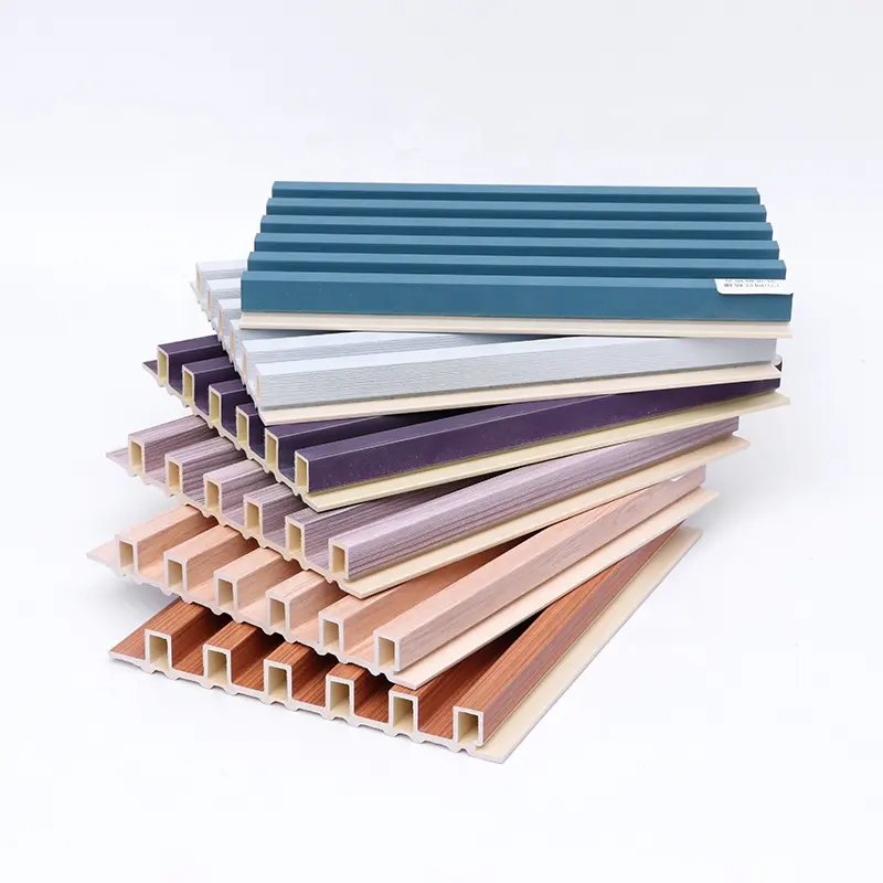 फैक्टरी मूल्य कस्टम इंटीरियर सजावटी लकड़ी प्लास्टिक मिश्रित क्लैडिंग लकड़ी वैकल्पिक wपीसी दीवार पैनल