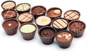 Moule à bonbons au <span class=keywords><strong>chocolat</strong></span> à 30 cavités Moule à beurre d'arachide Moules en silicone pour <span class=keywords><strong>chocolat</strong></span> <span class=keywords><strong>Jello</strong></span> et cordial - Product Image 5