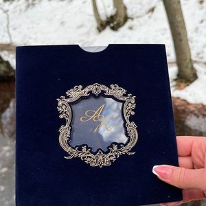 Nuevo producto, bolsillo de manga de terciopelo azul marino, invitación de boda, Página de inserción de lámina dorada con borla - Product Image 2