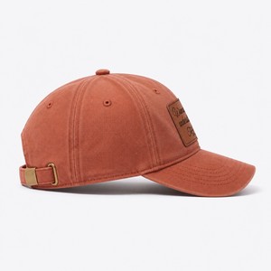 Gorra de béisbol unisex de 6 paneles de mezclilla con parche de cuero sintético y logotipo personalizado, estilo vintage lavado, con letras comunes, ajustable, al por mayor - Product Image 3