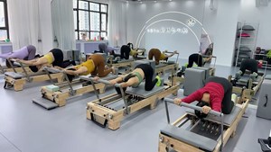 เตียงไม้พับได้สำหรับใช้ในบ้านเครื่องออกกำลังกายพิลาทิสอุปกรณ์พับได้ - Product Image 5