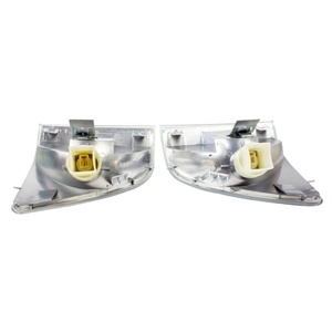 Angolo Lampada 9018200121 Segnale <span class=keywords><strong>di</strong></span> Svolta A Sinistra Indicatore <span class=keywords><strong>di</strong></span> Sostituzione Della Lampada Per <span class=keywords><strong>Mercedes</strong></span> Benz Sprinter <span class=keywords><strong>Pezzi</strong></span> <span class=keywords><strong>di</strong></span> <span class=keywords><strong>Ricambio</strong></span> - Product Image 5