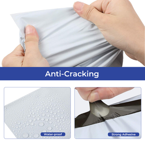 Enveloppes en polyéthylène autocollantes imperméables et anti-poussière de 0,5 mil d'épaisseur, impression personnalisée du logo, sacs d'expédition pour l'emballage des vêtements, recyclables - Product Image 3