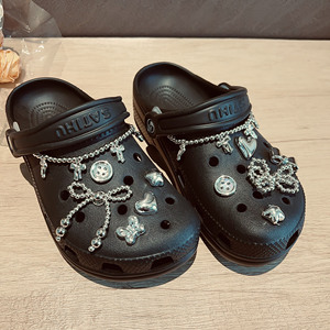 Slippers Accessoires Kleur Zilvergrijs Ketting Y2k Stijl <span class=keywords><strong>High</strong></span>-end Schoendecoratie DIY Schoengesp Klompen <span class=keywords><strong>Charms</strong></span> Groothandel - Product Image 1