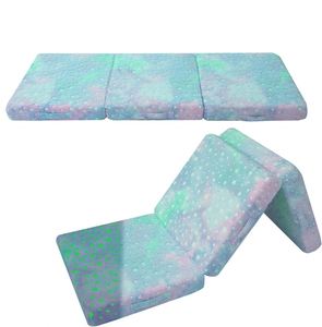 Tapis de jeu pliable en mousse confortable et sécuritaire pour tout-petits, en peluche courte et éponge hautement élastique, idéal pour la salle de jeux, les sports, les jouets et les pique-niques - Product Image 3