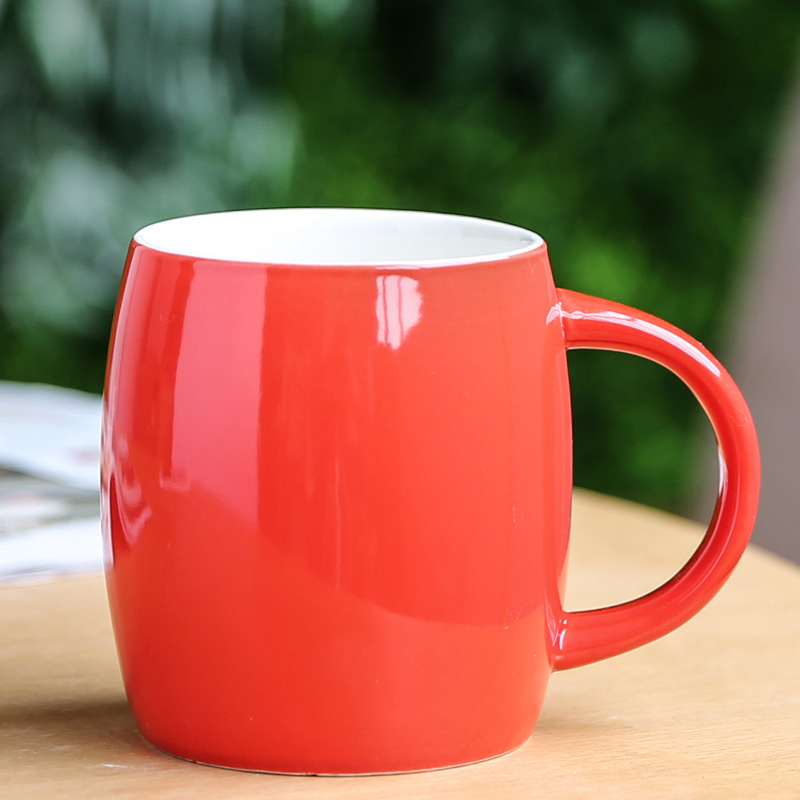 Exterior rojo brillante