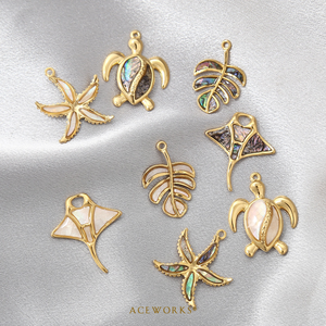 Charmes de vie marine en abalone |   Pendentif océan en acier inoxydable plaqué or 18K PVD pour la fabrication de bijoux DIY |   T Tortues, Béquilles, Raies - Product Image 2