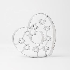 Ornement de Noël en acier inoxydable 3D de haute qualité en forme de coeur avec des découpes intérieures <span class=keywords><strong>emporte</strong></span>-pièces - Product Image 4