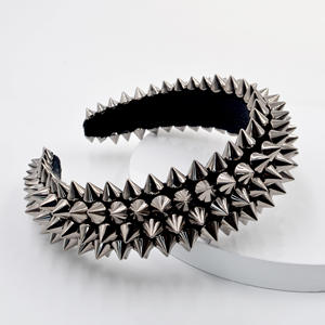 Fashion Overdreven Spons Klinknagel Deeltje Kristal Hoofdband Spike Klinknagels Studded Band Halloween Party Punk Hair Band - Product Image 6