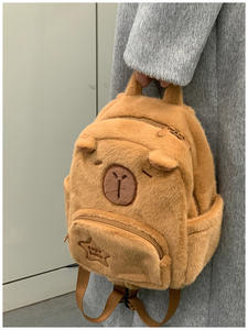 Mochila <span class=keywords><strong>de</strong></span> Peluche <span class=keywords><strong>de</strong></span> Capibara Rey, Personalizada, al por Mayor, Linda Muñeca <span class=keywords><strong>de</strong></span> Dibujos Animados, Mochila Escolar para Niñas, Estilo Moderno para Mujer - Product Image 2