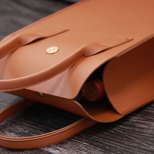 Pochette portable pour bouteille de vin avec boucle magnétique, sac de transport en similicuir élégant pour 2 bouteilles de vin avec logo personnalisé - Product Image 4
