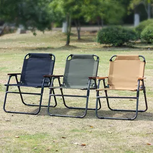 Nouveau design de pique-nique en plein air en métal siège bas Portable pliant Compact inclinable Chaise de camping avec accoudoir