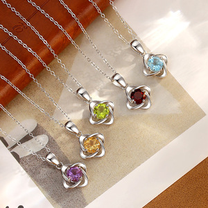 สร้อยคอเงินแท้ S925 รูปใบโคลเวอร์สี่แฉกประดับพลอยสีธรรมชาติ ซิทริน โอลิวีน สำหรับผู้หญิง ของขวัญวันวาเลนไทน์สุดพิเศษ - Product Image 5