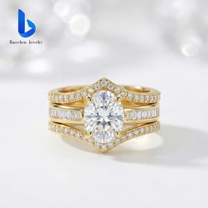 Anillo de Diamantes de Oro Sólido de 10K/14K/18K - Juego de Anillos de Compromiso y Nupcial de Lujo Personalizados con Certificación GIA IGI, Diamantes Cultivados en Laboratorio CVD - Product Image 3