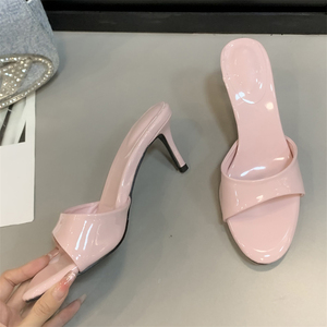 Sandales d'été 2025 élégantes à talon aiguille, bout ouvert, en cuir verni, avec bride cheville et design haut de gamme - Product Image 4