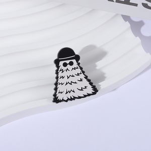 Películas personajes primo Itt monstruos peludos esmalte Pin comedia oscura película papel broche solapa insignia joyería regalo para Fans amigos - Product Image 2