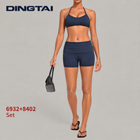 Ensemble soutien-gorge de sport rembourré à bretelles croisées et dos découpé Dingtai et short froncé pour femme, idéal pour le pickleball