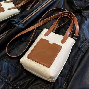 Sacs à main et sacs fourre-tout pour femmes, sacs à bandoulière et sacs à poignée supérieure, fabriqués en usine BSCI - Product Image 2