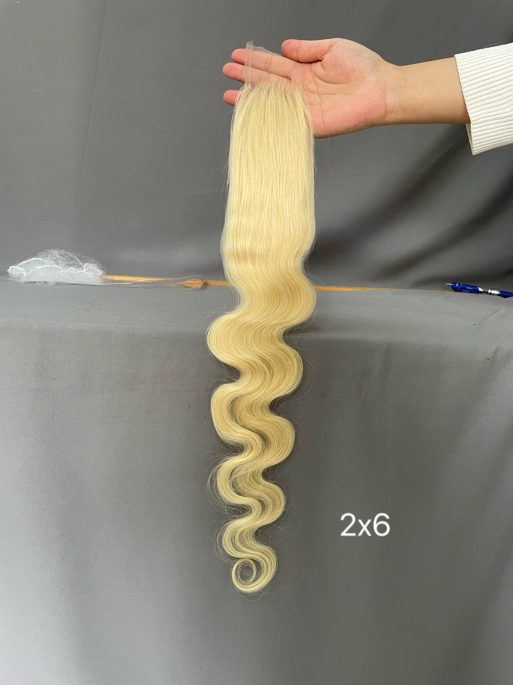 613 Fermeture en dentelle transparente