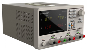 Fuente de Alimentación Programable Siglent SPD3303C de 3 Canales y 220W con Triple Salida Ajustable para Laboratorio SPD3303C Siglent SPD3303C - Product Image 4