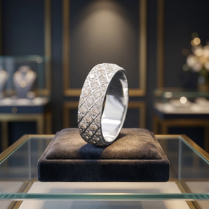 Anillo de Diamantes de Primera Calidad Altamente Atractivo en Oro Blanco de 18K con Patrón Geométrico de Estilo Clásico, Anillo de Boda Unisex al por Mayor - Product Image 2