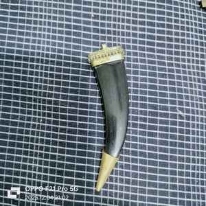 Colgantes de Hueso de Cuerno Vintage Hechos a Medida con Detalles Metálicos de Aleación de Cobre para la Fabricación de Joyería y Collares - Product Image 6