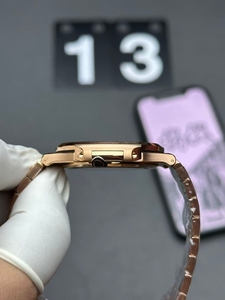 นาฬิกาข้อมือจักรกลกันน้ำคุณภาพสูงสั่งทำพิเศษ ดีไซน์หรูหรา หน้าปัดทรงเหลี่ยมทันสมัย สายสแตนเลสสำหรับผู้ชาย - Product Image 3