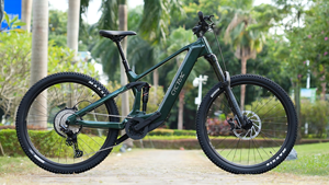 Vélo de montagne en fibre de carbone de 29 pouces, moteur central 250W, 12 vitesses, frein à disque hydraulique, batterie au lithium 48V EM19-M6100/12S+M820, (HAUTE ou MOYENNE PERFORMANCE) - Product Image 2